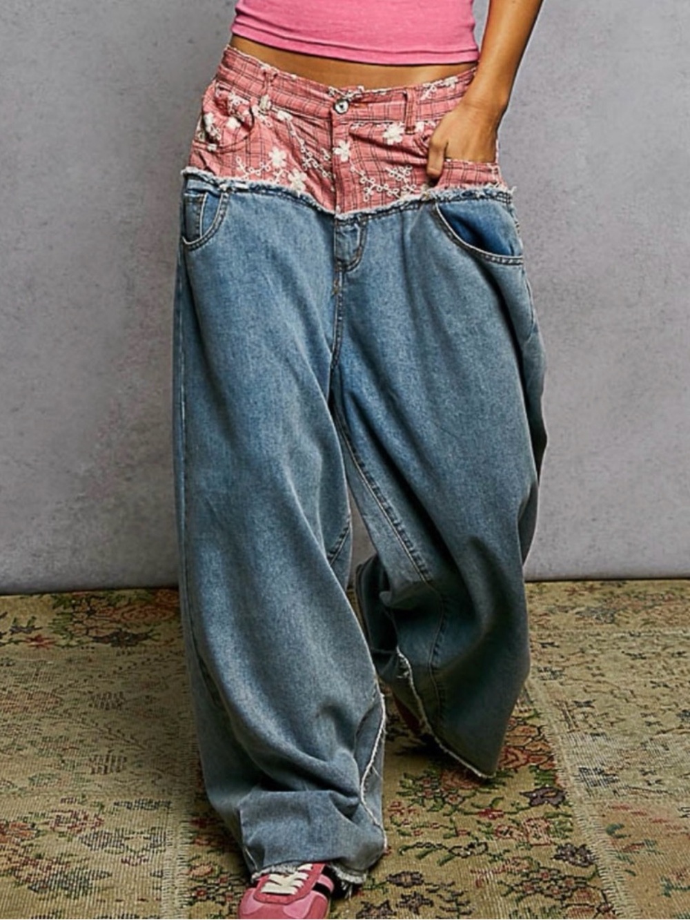 Wide-Leg Two-Tone Denim Jeans with Pink Print Waistband